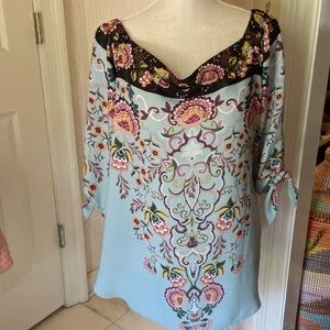 PRICE DROP Chenault floaty floral dream off shoulder bowtie sleeves blouse EUC